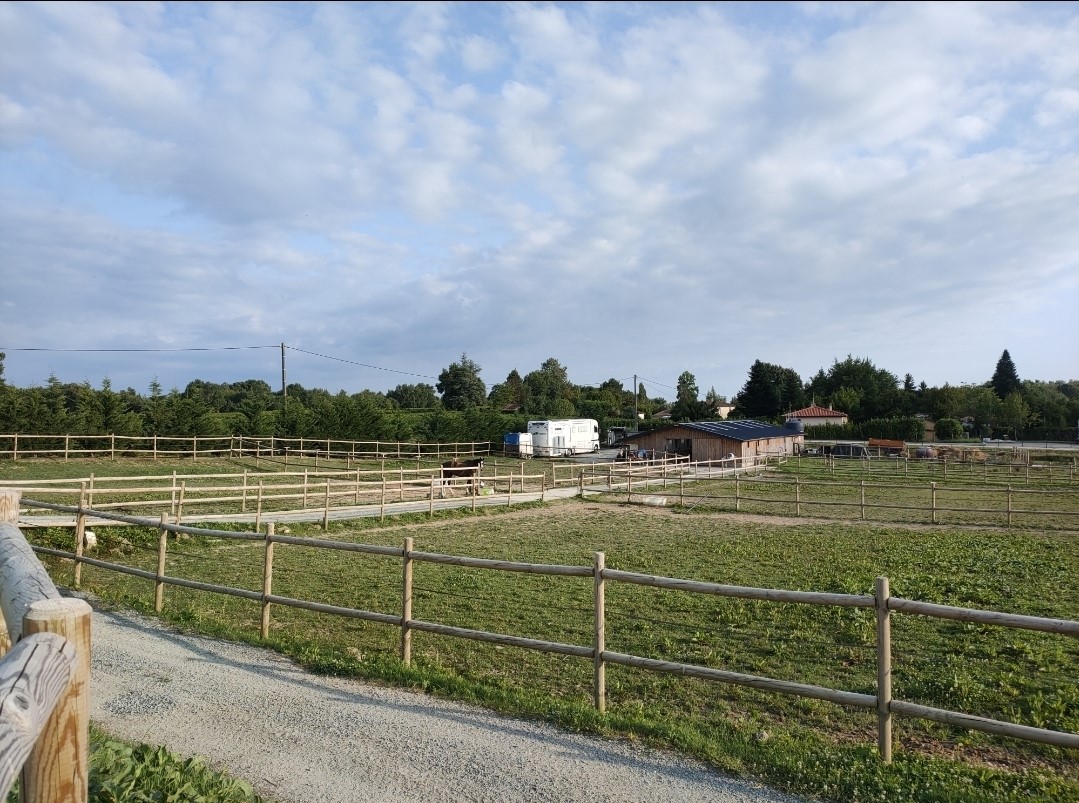 Les écuries Robin Verlhac Screenshot 2022 07 27 12 15 02 65 99c04817c0de5652397fc8b56c3b3817